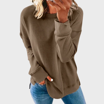 Elizabeth | Lightweight style with a solid color sweater
