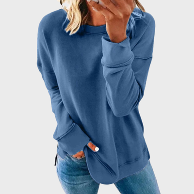 Elizabeth | Lightweight style with a solid color sweater