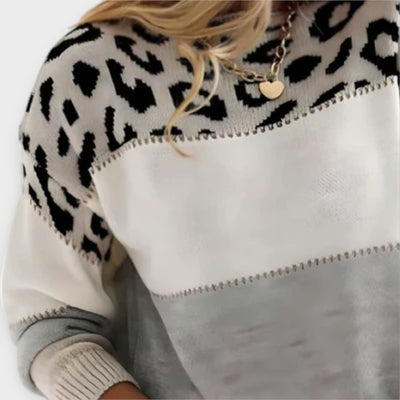 Chelsea | Comfortable Lion Design Sweater