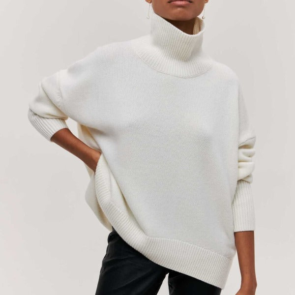 Avery | High-collar sweater