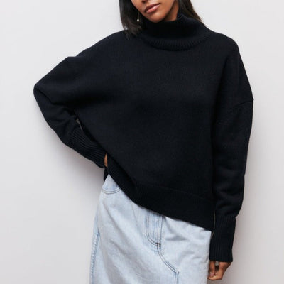Avery | High-collar sweater